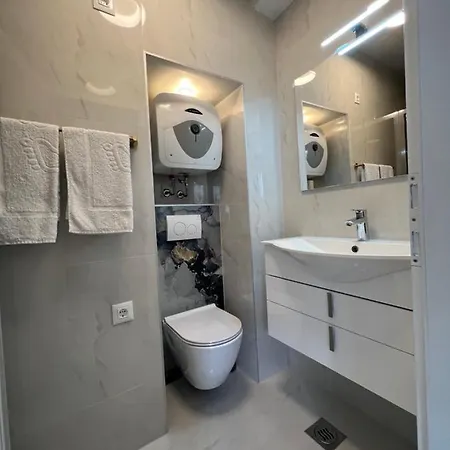 Madonna Apartment Split Exterior photo
